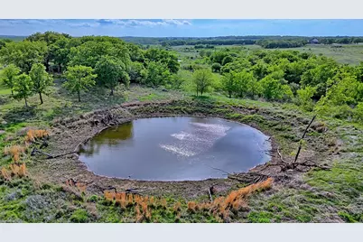 4316 Leona Road, Bowie, TX 76230 - Photo 31