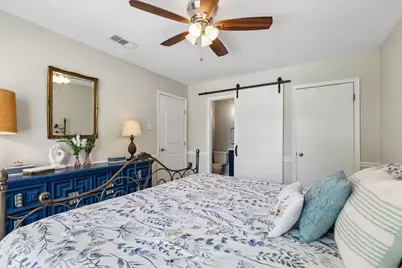 9077 Longmont Drive, Dallas, TX 75238 - Photo 17