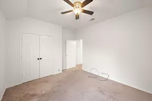 4805 Parkmount Dr, Fort Worth, TX 76137 - Photo 35