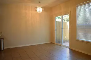 500 Kingscote Ct, Arlington, TX 76010 - Photo 3