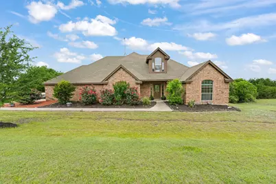 439 Stone Mountain, Cresson, TX 76035 - Photo 1