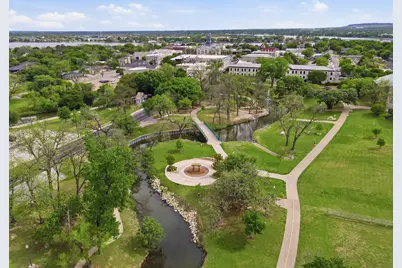 309 N Travis Street, Granbury, TX 76048 - Photo 29