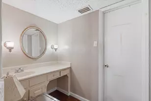 14370 Haymeadow Cir, Dallas, TX 75254 - Photo 13