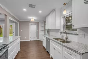 25703 Old Carriage Ln, Spring, TX 77373 - Photo 15