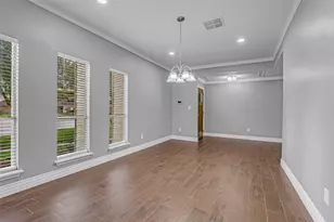 25703 Old Carriage Ln, Spring, TX 77373 - Photo 5