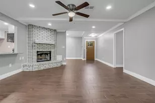25703 Old Carriage Ln, Spring, TX 77373 - Photo 9