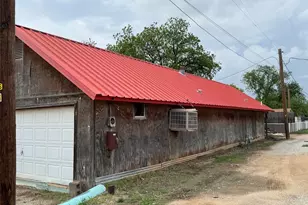 311 S Cedar St, Seymour, TX 76380 - Photo 17