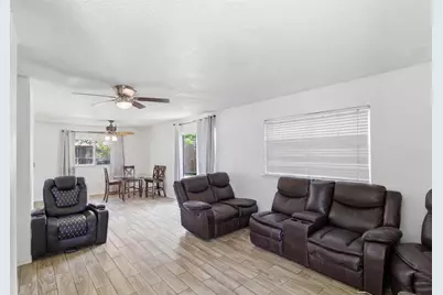 2729 Posey Drive, Irving, TX 75062 - Photo 13