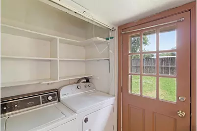 2729 Posey Drive, Irving, TX 75062 - Photo 19