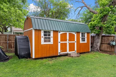 315 S Avenue G, Clifton, TX 76634 - Photo 39