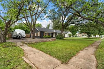 315 S Avenue G, Clifton, TX 76634 - Photo 1