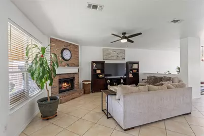2312 Green Mere Drive, Arlington, TX 76001 - Photo 5