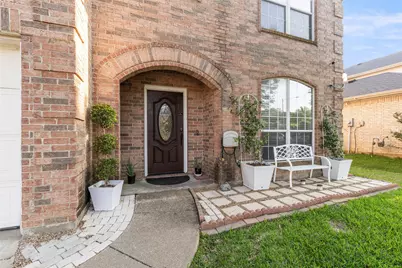 2312 Green Mere Drive, Arlington, TX 76001 - Photo 1