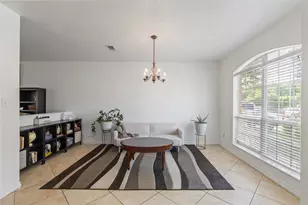 2312 Green Mere Dr, Arlington, TX 76001 - Photo 3