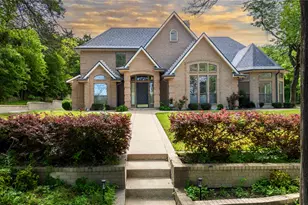 1254 Whispering Oaks Dr, DeSoto, TX 75115 - Photo 3