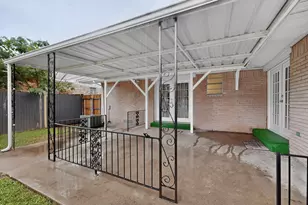 2522 Pinebluff Dr, Dallas, TX 75228 - Photo 17