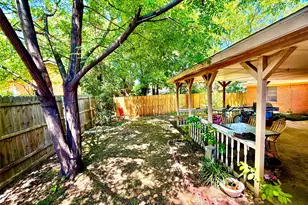 3735 N Hills Dr, North Richland Hills, TX 76117 - Photo 23