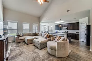 1508 Pleasant Knoll Trl, Aubrey, TX 76227 - Photo 5