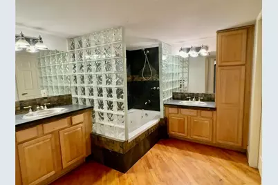 3026 Commerce Street #205, Dallas, TX 75226 - Photo 15