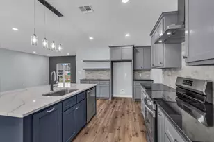 308 Crye Cir, Robinson, TX 76706 - Photo 9