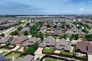 2416 Lady of the Lake Blvd, Lewisville, TX 75056 - Photo 29