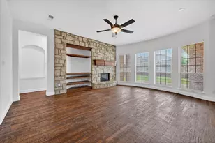 2416 Lady of the Lake Blvd, Lewisville, TX 75056 - Photo 11