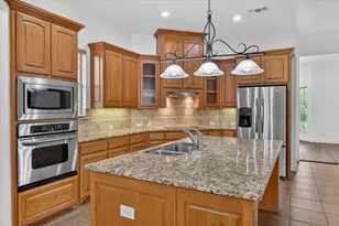 2416 Lady of the Lake Blvd, Lewisville, TX 75056 - Photo 13