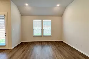 1310 Sundance Ln, Justin, TX 76247 - Photo 7