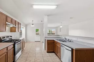 1516 Shady Shores Dr, Glenn Heights, TX 75154 - Photo 13