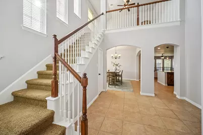 520 Eastland Drive, Lewisville, TX 75056 - Photo 3