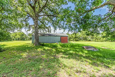 7821 N State Highway 34, Oak Ridge, TX 75161 - Photo 37