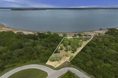 8471 Southern Shore Court, Kemp, TX 75143 - Photo 1