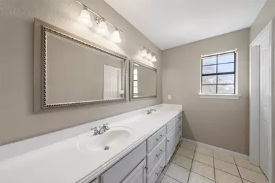 216 Hillside Drive, Hewitt, TX 76643 - Photo 21