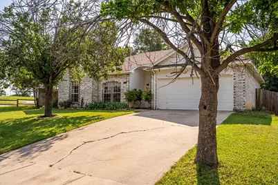 211 Arthur Drive, Kennedale, TX 76060 - Photo 3