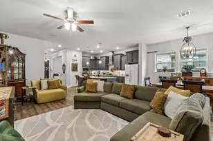 4717 Beaver Creek Dr, Arlington, TX 76005 - Photo 9