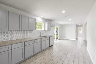 13634 Pyramid Dr, Farmers Branch, TX 75234 - Photo 15