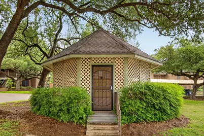 2505 Wedglea Drive #238, Dallas, TX 75211 - Photo 25