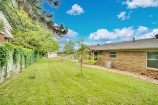 4312 Selkirk Dr, Fort Worth, TX 76109 - Photo 17