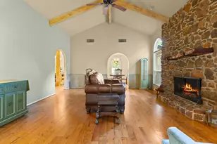 3402 Marsh Ln, Grapevine, TX 76051 - Photo 9