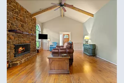 3402 Marsh Lane, Grapevine, TX 76051 - Photo 11