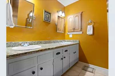 3402 Marsh Lane, Grapevine, TX 76051 - Photo 19
