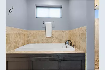 3402 Marsh Lane, Grapevine, TX 76051 - Photo 31