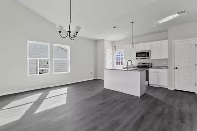 1832 E Broadway Avenue, Fort Worth, TX 76104 - Photo 7