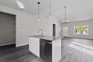 1832 E Broadway Ave, Fort Worth, TX 76104 - Photo 11