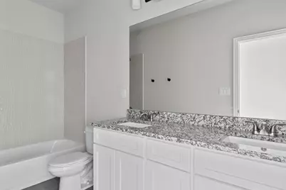 1832 E Broadway Avenue, Fort Worth, TX 76104 - Photo 15