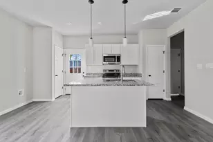 1832 E Broadway Ave, Fort Worth, TX 76104 - Photo 9