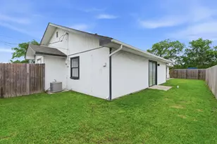 1032 Greg St, Azle, TX 76020 - Photo 37