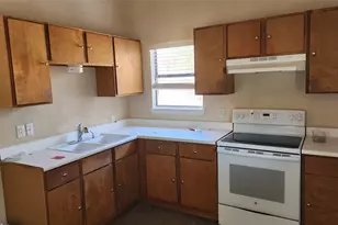 301 W Patterson Street W, Eastland, TX 76448 - Photo 17