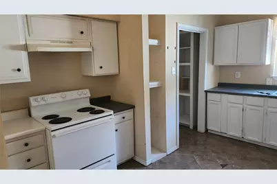 301 W Patterson Street W #2, Eastland, TX 76448 - Photo 23