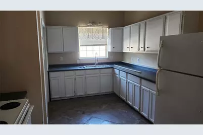 301 W Patterson Street W #2, Eastland, TX 76448 - Photo 21